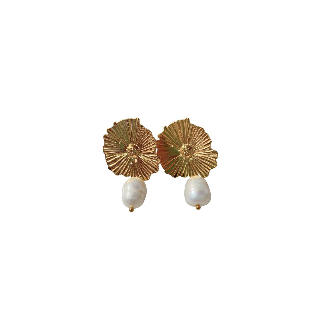 Pendientes diseño flor con perla de agua dulce