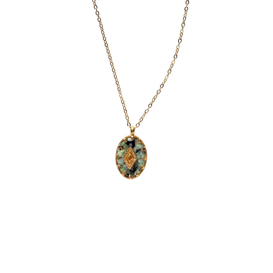 Collar con colgante de piedra turquesa natural